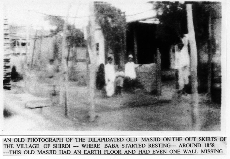 Early photo of Shirdi masjid occupied by Sai Baba